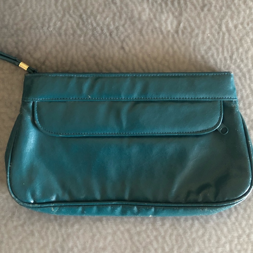 Vintage Turquoise Clutch!!